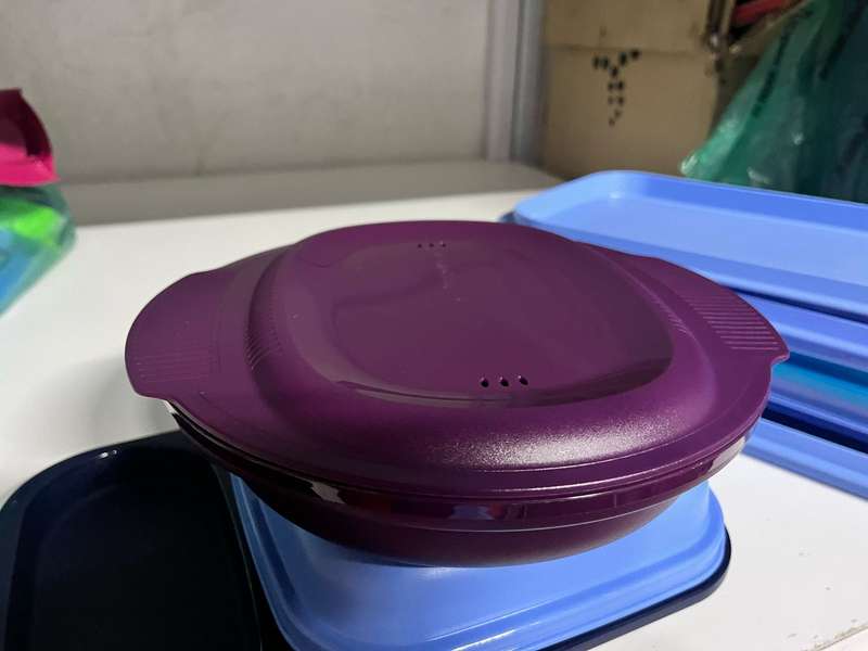 Tupperware 1L Microwaveable plate