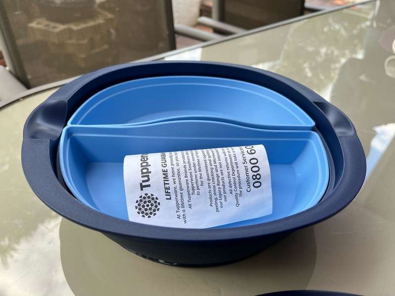 Tupperware Legacy server 1L divided