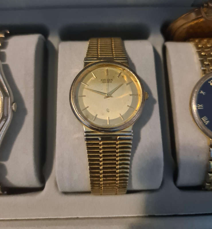 2 x Vintage Citizen Quartz watches