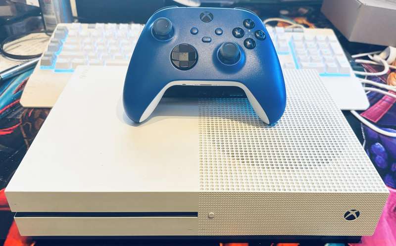 Microsoft Xbox One S 1TB Gaming Console + Xbox Series S|X Controller - Shock Blue