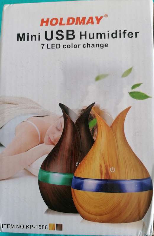 Mini Essential Oil Diffuser for Home, Color Lights,(light Wood)