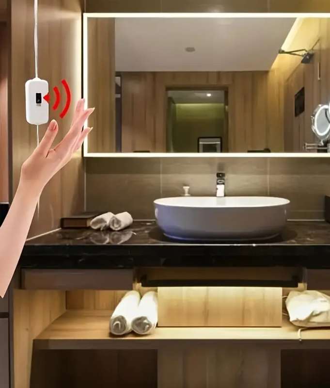 Smart LED Light Strip with Motion Sensor - 5M - Cold White