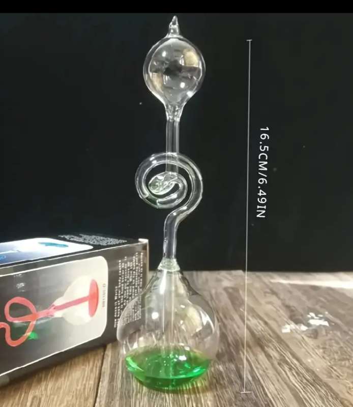 1pc Temperature Sensitive Glass Decanter Statue