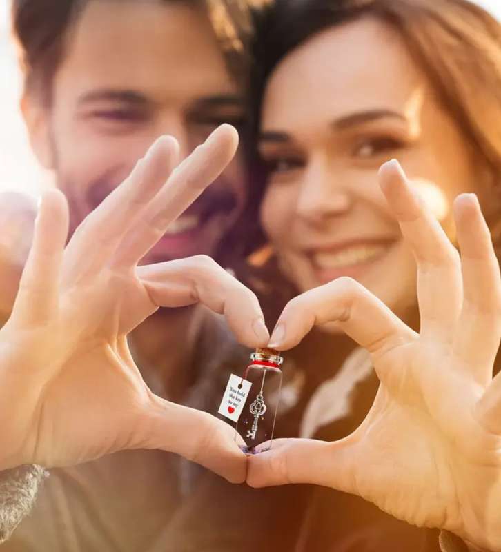 1pc Unlock Eternal Love: Key to My Heart Decorative Glass Bottle - Perfect Valentines Day Gift