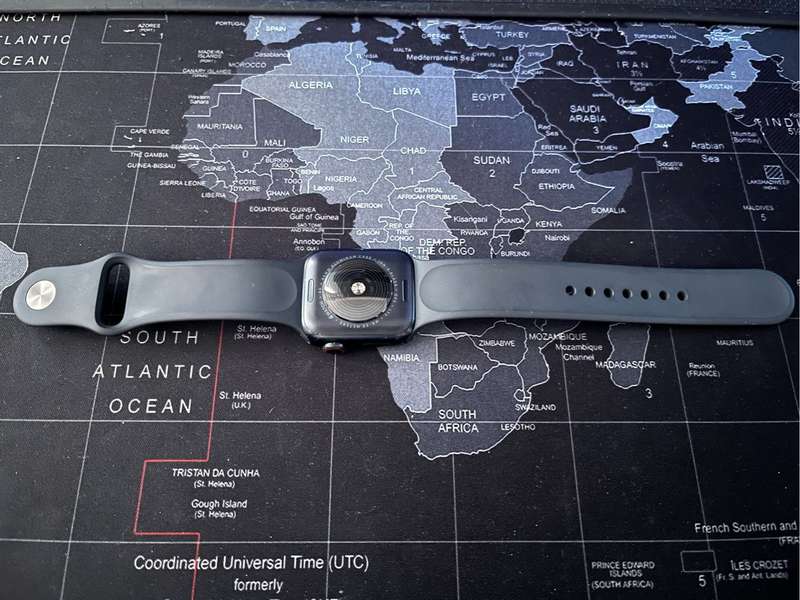 Apple Watch SE (2nd Gen) A2725 Cellular & GPS