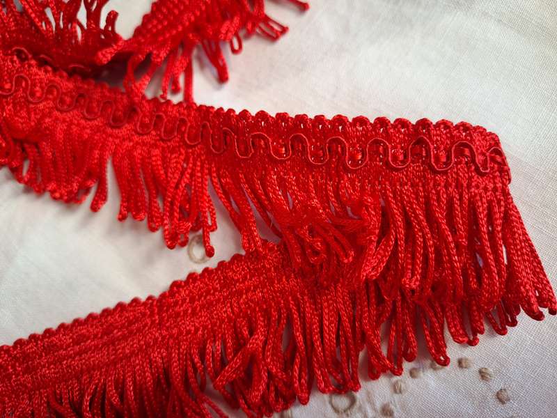 Red fringe - price per metre