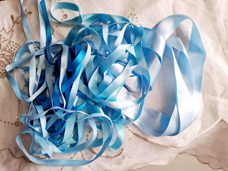 Bunch of blue mixed satin ribbons - 1-2cm wide, 10 metres in total