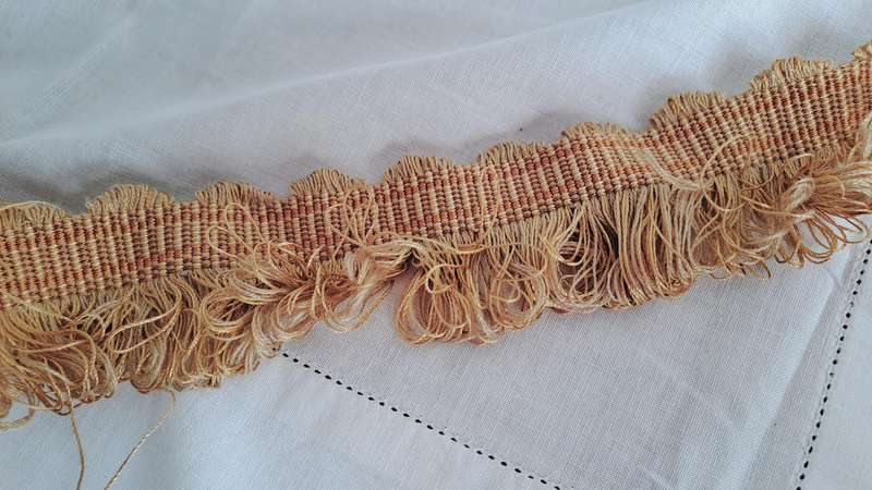 Fringe / trim remnant- gold (150 long)