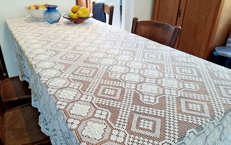 Magnificent, large, hand knotted lace tablecloth 235 x 144cm