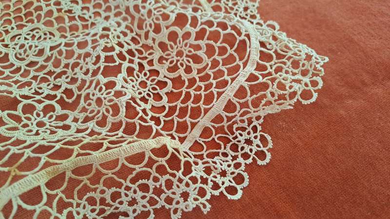 Large, oval tatted doily 46 x 32 cm ecru colour