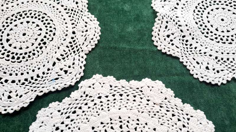 3 small white doilies 15-17cm