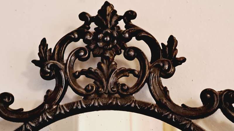 Ornate mirror - Italian? 44 x 29cm