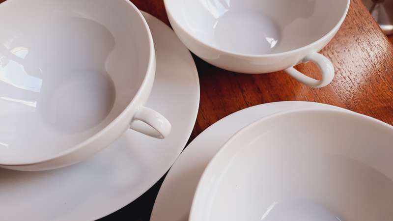 3 Arzberg soup bowls and 2 saucer stands