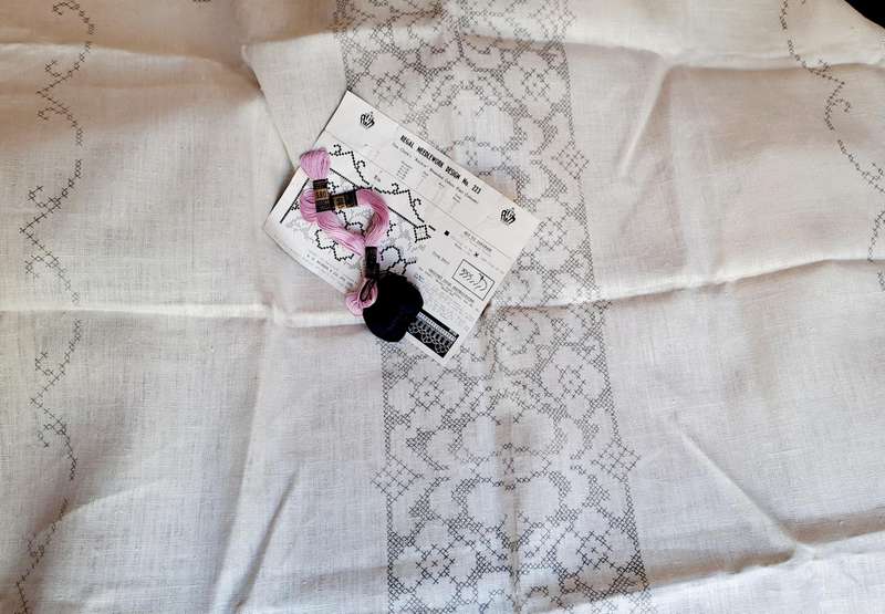 Stamped linen (tablecloth) for embroidery- pure linen - 86 x 86cm