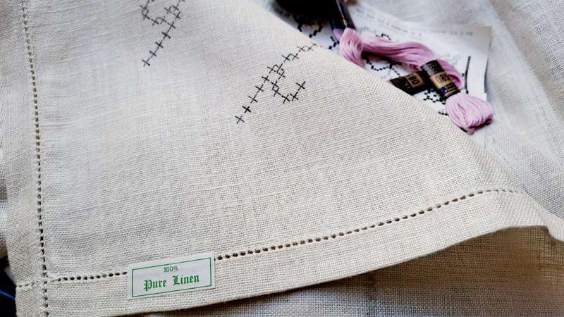 Stamped linen (tablecloth) for embroidery- pure linen - 86 x 86cm