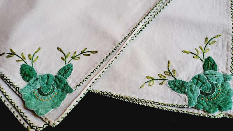 2 embroidered napkins - cotton - appliqued flowers- 40  x 40cm