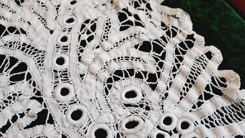Large, battenburg lace doilie, oval shaped 82 cm long