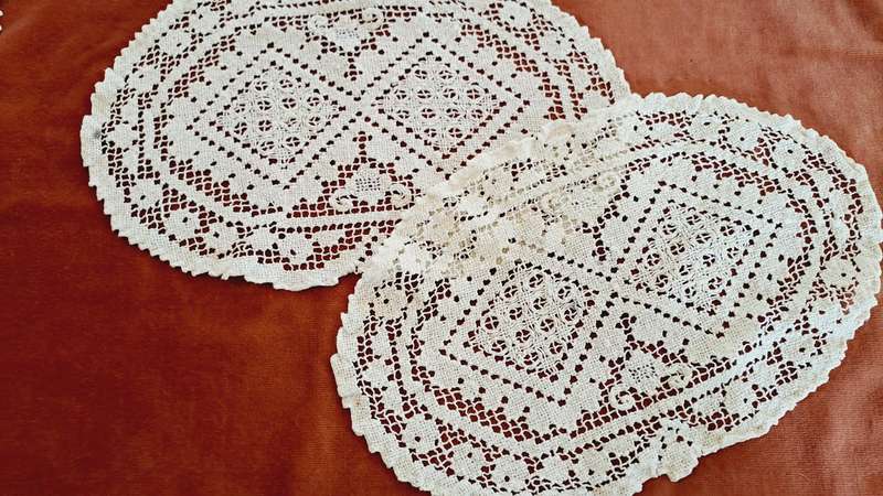 2 hand knotted filet lace doilies - 28 x 20cm