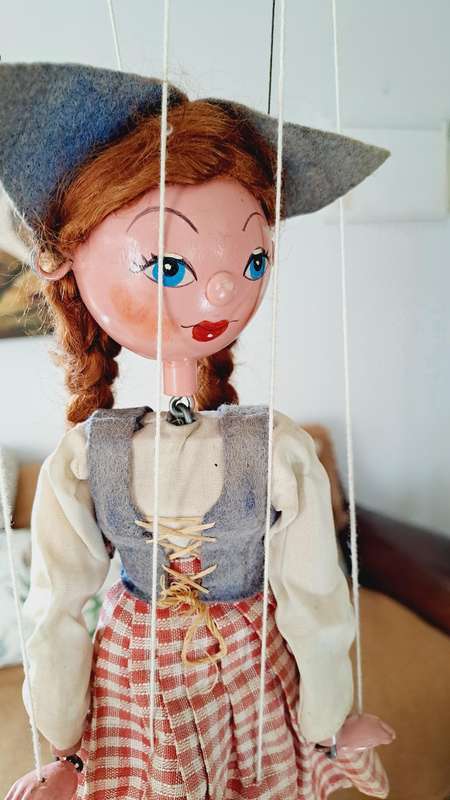 Vintage pelham puppet marionette - Dutch girl