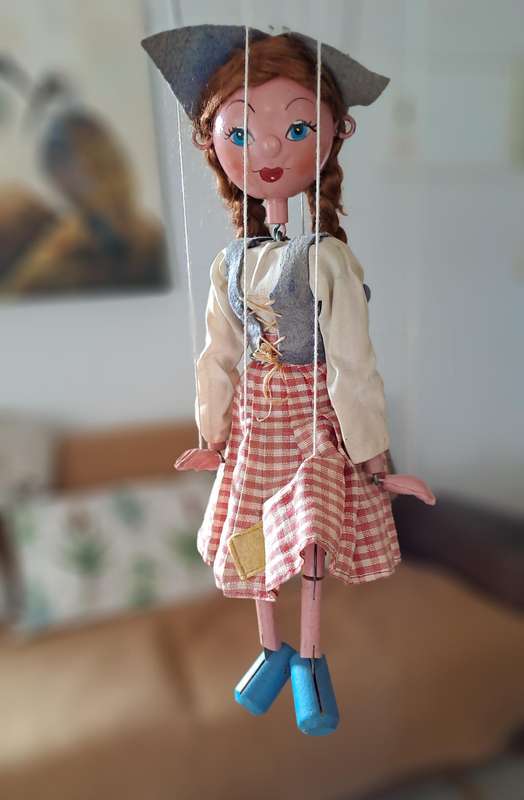 Vintage pelham puppet marionette - Dutch girl