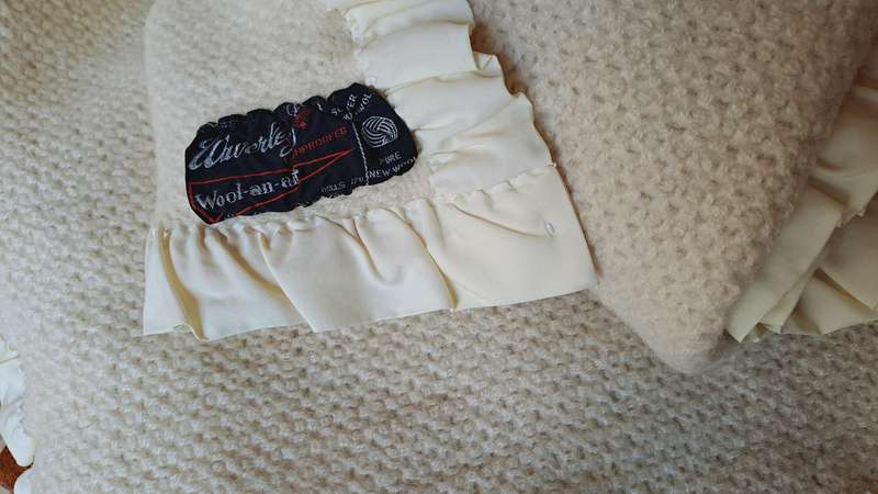 Waverley blanket -  pure wool - pale yellow - 170 x 150cm