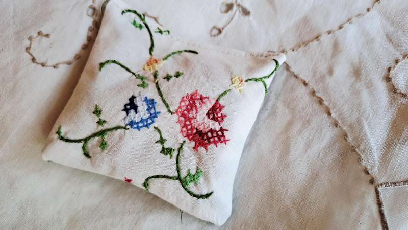 Lavender sachets using repurposed linens