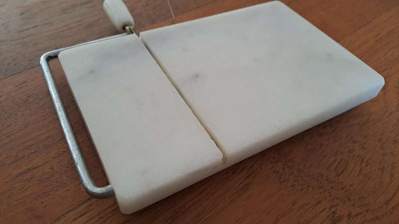 Marble cheese cutter
