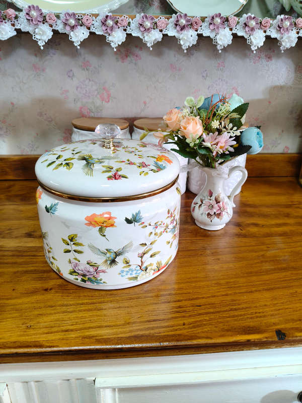 Enamel Cookie Canister /Pot