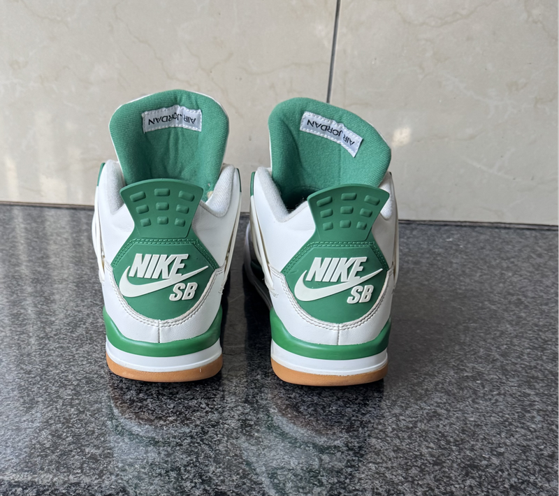 Nike air Jordan 4 SB
