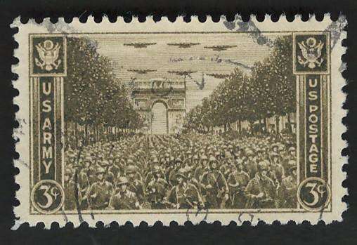 USA 1945 United States Troops passing Arch of Triumph Scott #934.