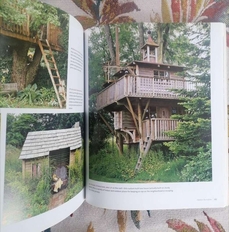 Outdoor Living Idea Book by Lee Anne White