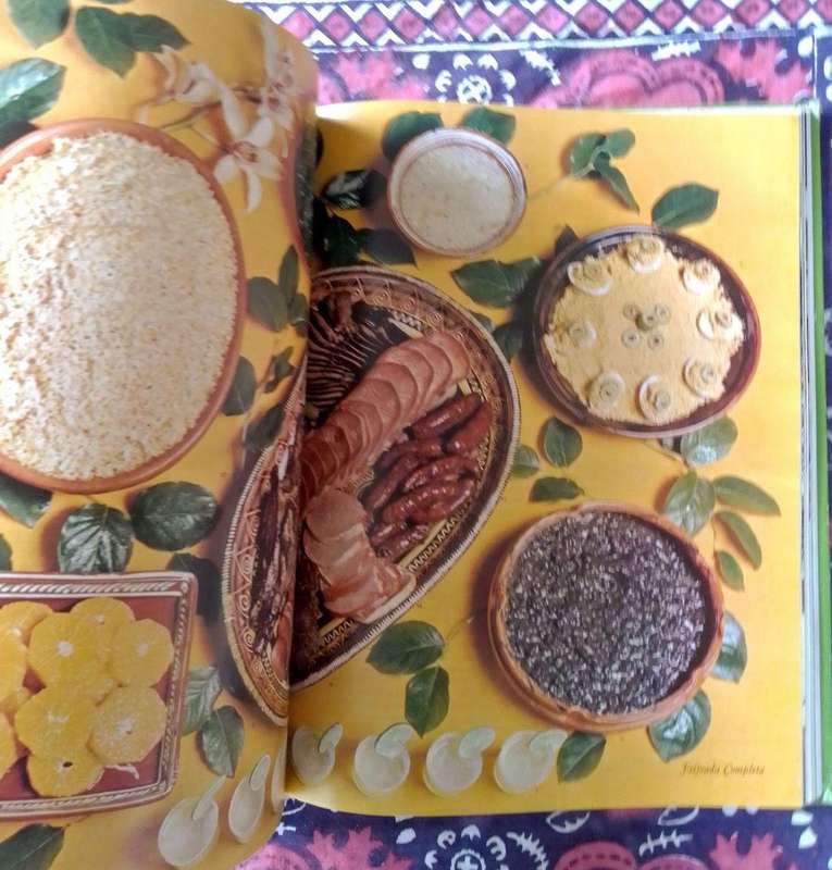 Latin American Cooking (Foods of the World - Time-Life Books) )