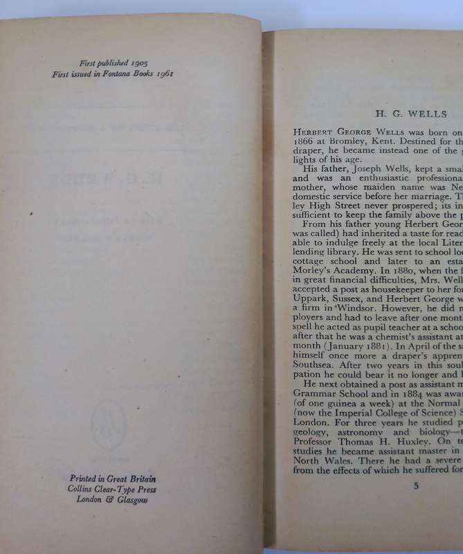 Kipps by H.G. Wells (Fontana Books)