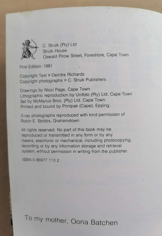 South African Shells - A Collector's Guide by Deirdre Richards