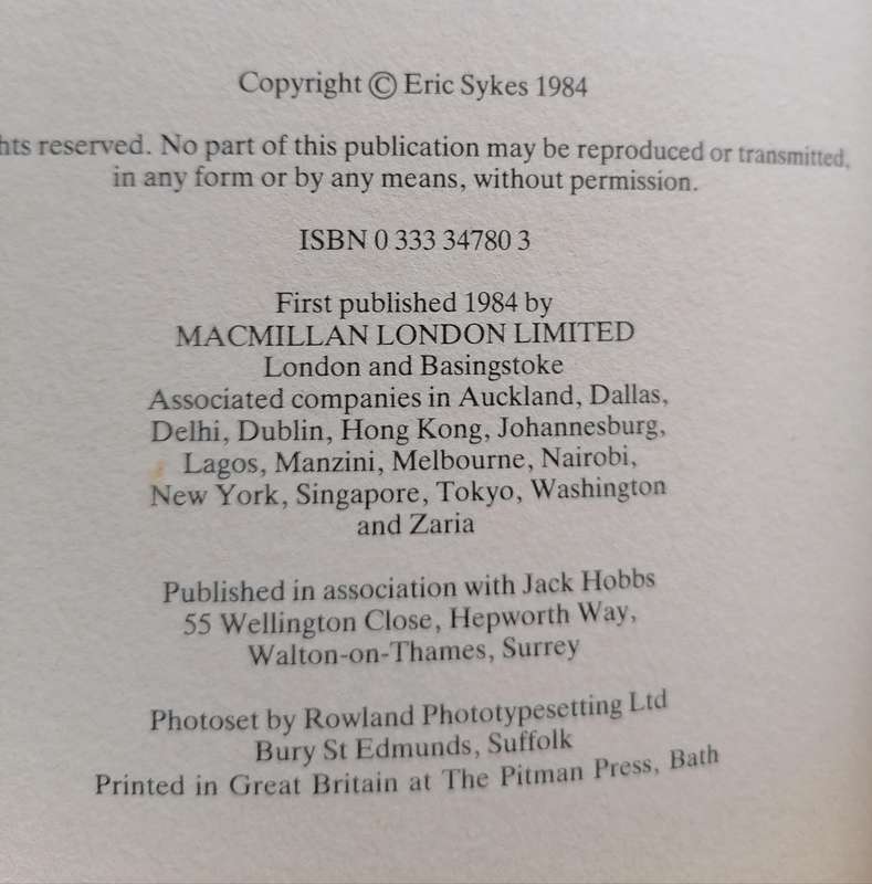The Great Crime of Grapplewick by Eric Sykes