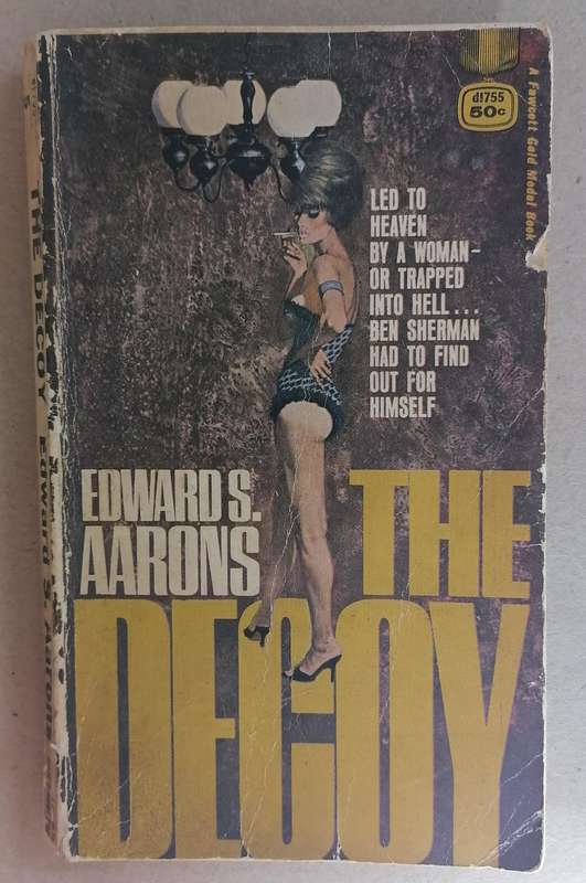 The Decoy by Edward S. Aarons