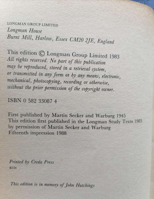 Animal Farm by George Orwell (Longman Study Texts)
