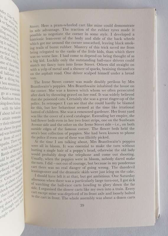 Unreliable Memoirs by Clive James