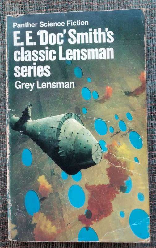 Grey Lensman by E.E. 'Doc' Smith (Classic Lensman Series)