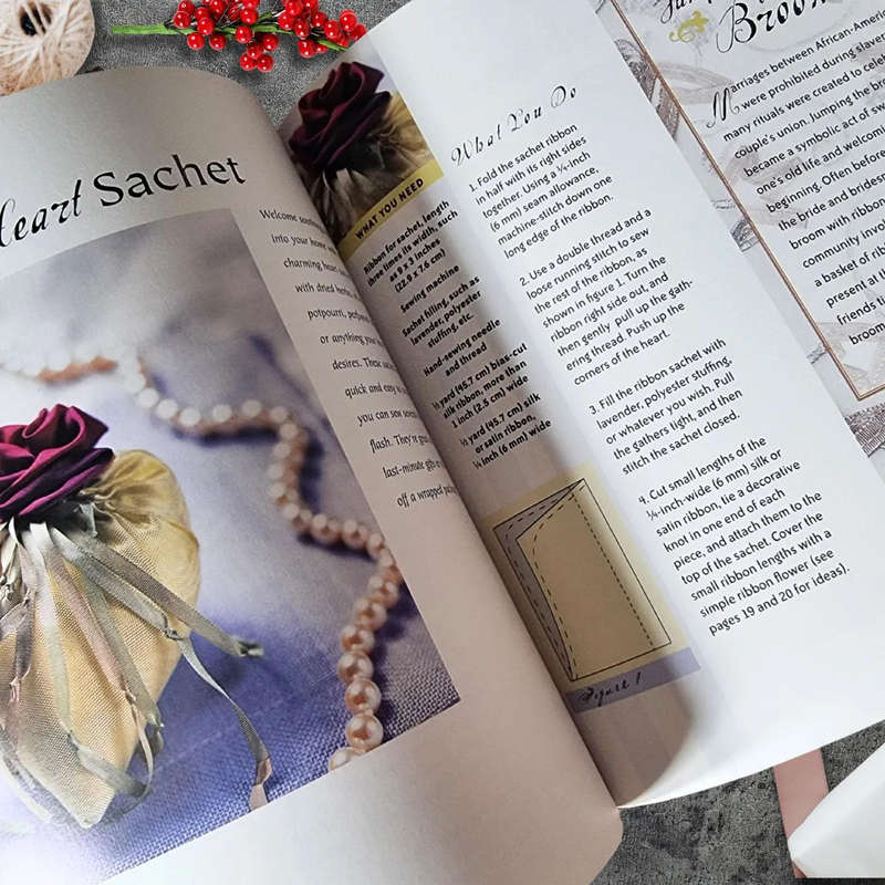 Beautiful Ribbon Crafts: Home Decor * Wearables * Gift Wraps * Keepsakes * by Marthe Le Van