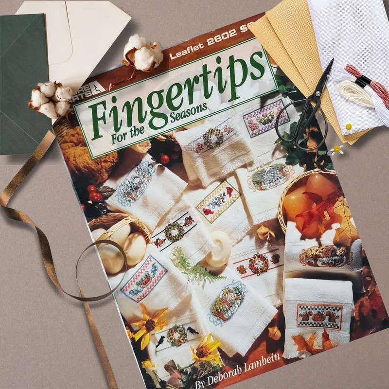 Leisure Arts - Fingertips for the Seasons - Leaflet 2602