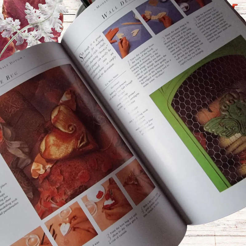 The Complete Practical Book of Crafts (Paperback) by Lucy Painter