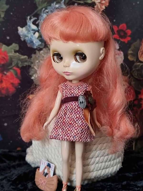 The Dainty Biscuit Blythe doll is a sought-after collectible, first released in September 2007 as a