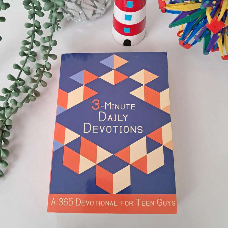 3-Minute Daily Devotions - a 365 Devotional for Teen Guys - by Jesse Campbell