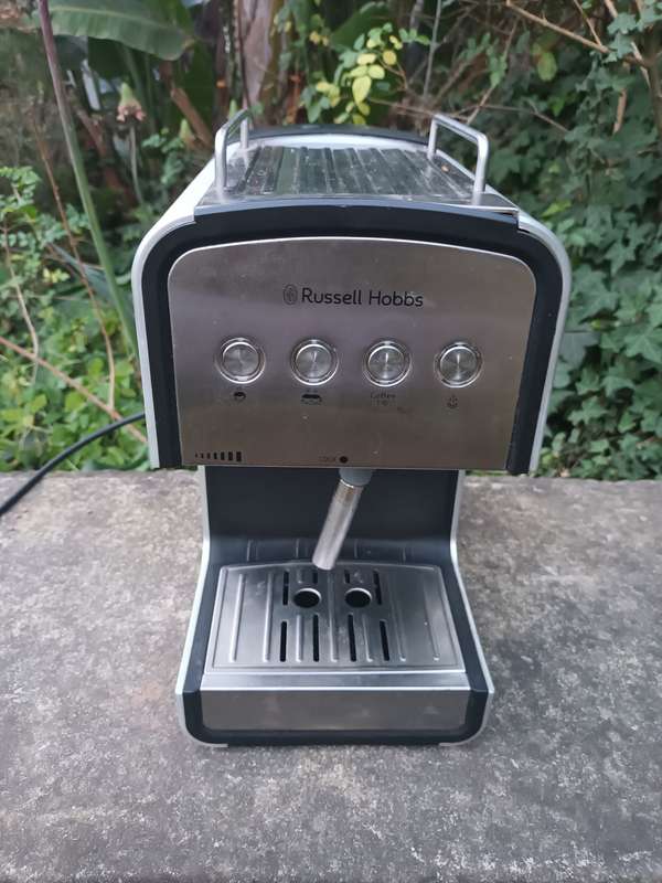 Russell Hobbs Nero Espresso Coffee Maker RH1916
