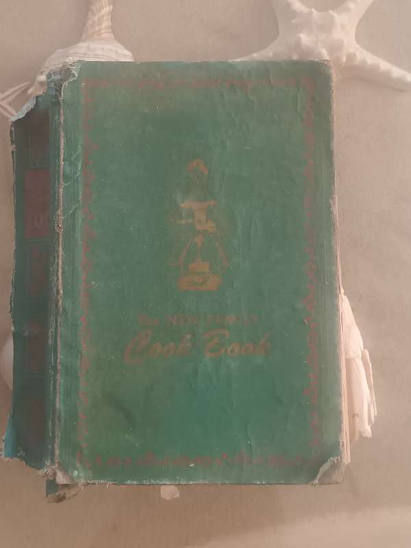 RARE FIND. The New Family Cook Book - Ruth Berolzheimer (1950)