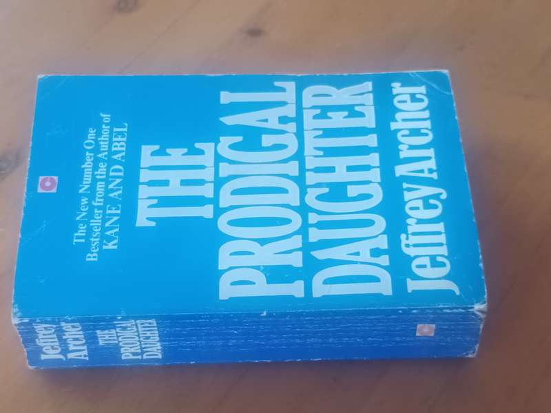 The Prodigal Daughter Paperback - 1983 by Archer, Jeffrey