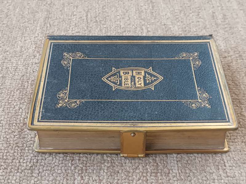 ANTIQUE Bible 1800's