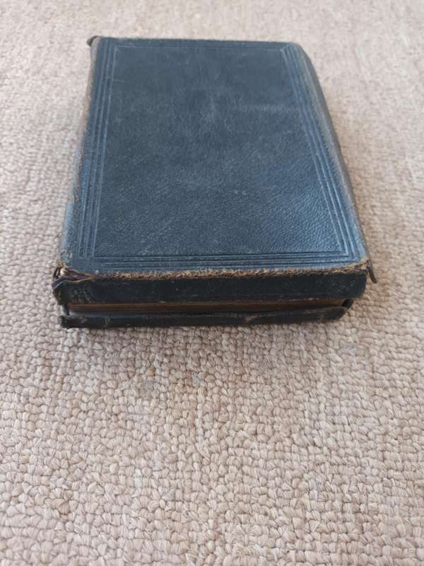 ANTIQUE 1800s The Holy Bible Containing The Old & New Testaments