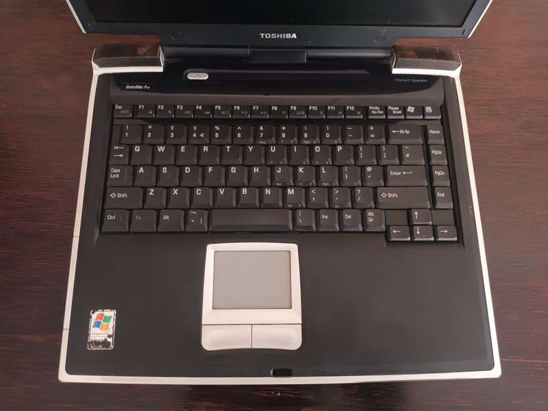 VINTAGE Toshiba Satellite Pro Laptop Model PSA15E-09VYL-EN